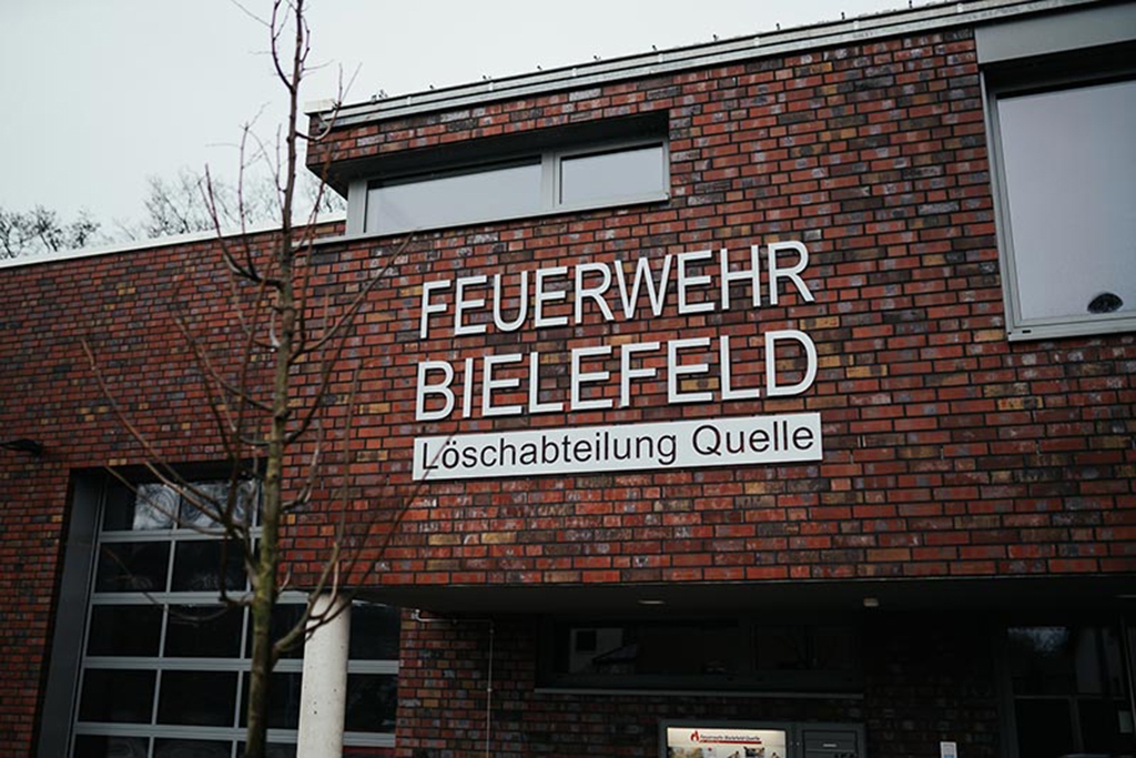 Feuerwehr Bielefeld - Lichtwerbung Schilder Einzelbuchstaben & 3D