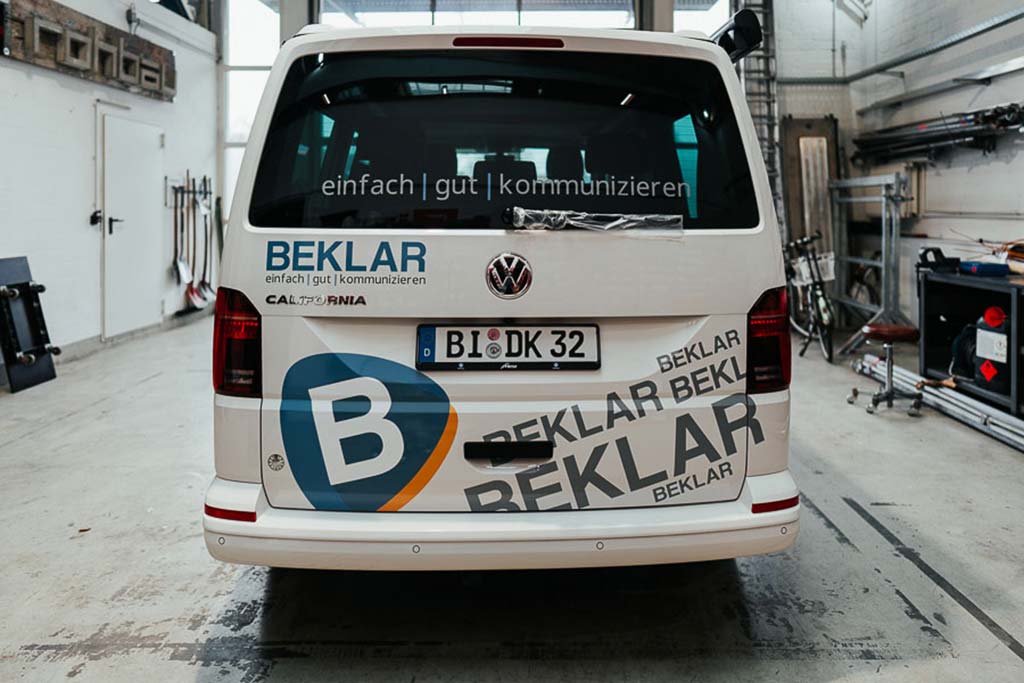 Beklar Auto Folierung KFZ Schriftung